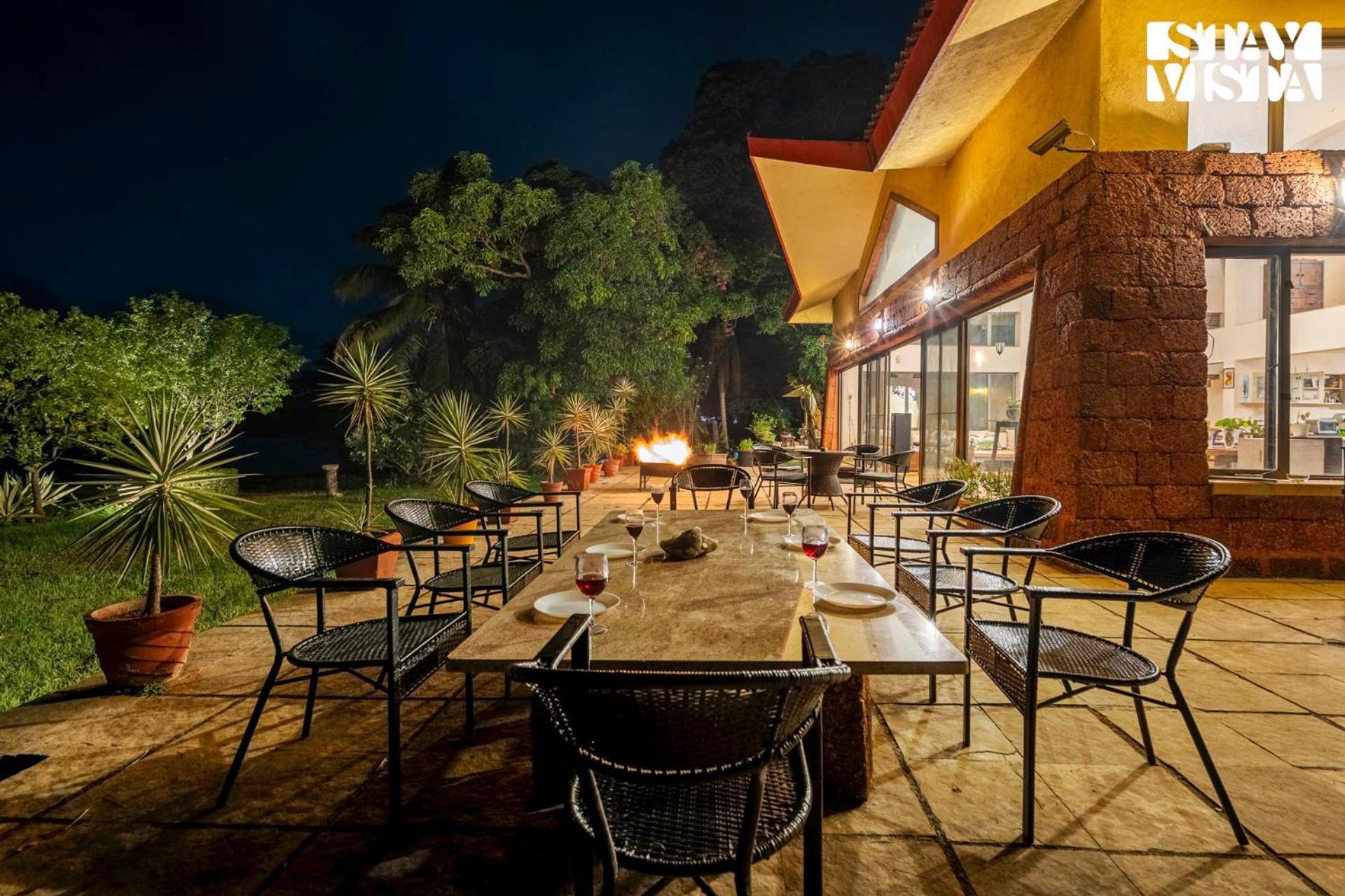 Stayvista At Three Shores With Lake View & Alfresco Dining Khamshet 外观 照片